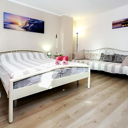 Studio Sony Rovinj Extérieur photo